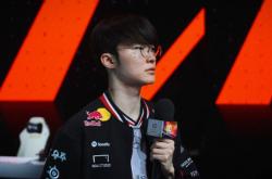 Faker認(rèn)为T1四名队友(yǒu)是(shì)最强的LOL选手